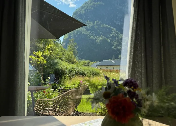 Tinyhouse With A Waterfall View Chalet Flåm